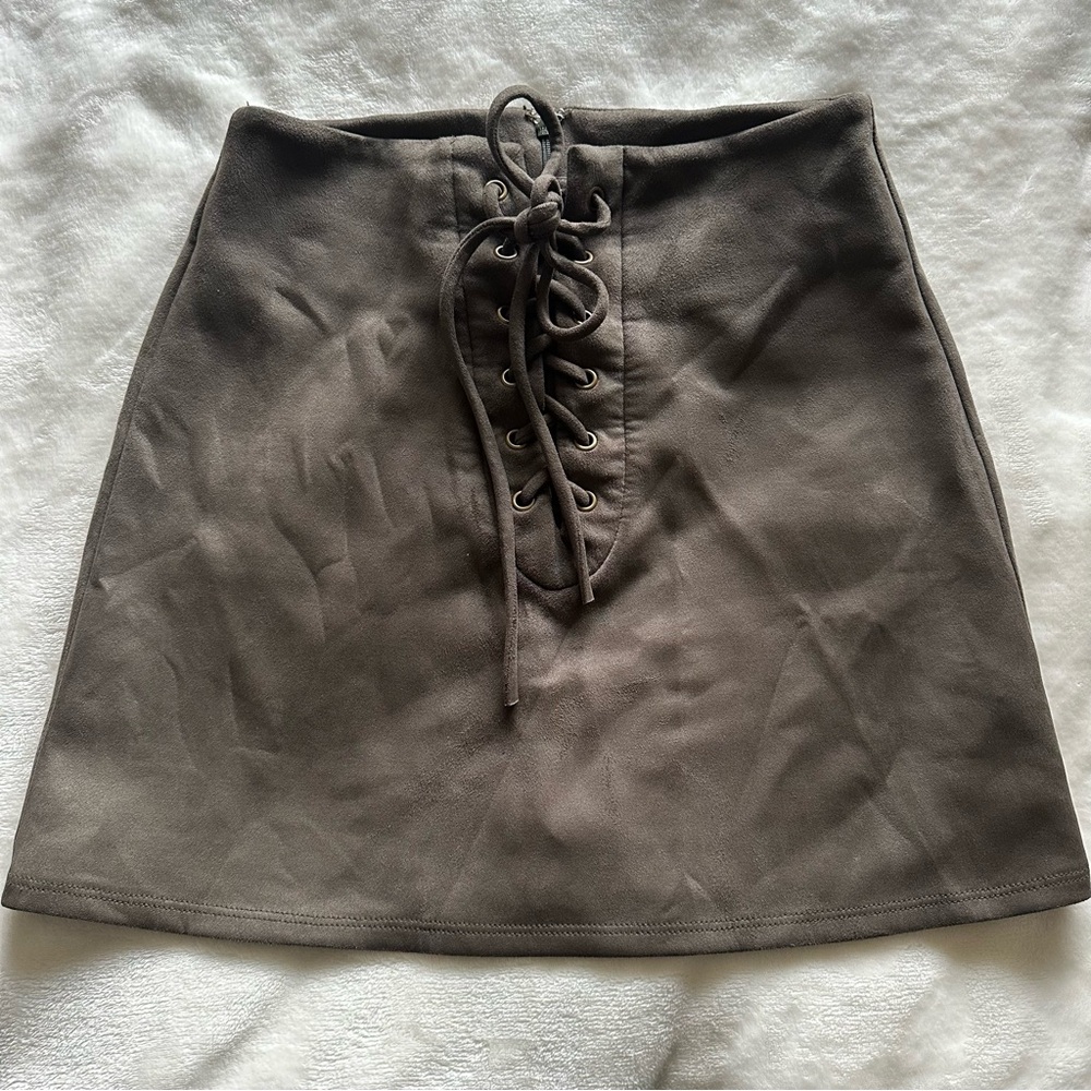 Leith Lace-Up Olive Skirt